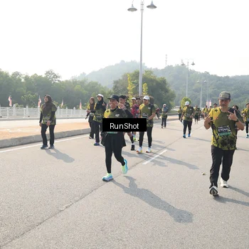 Runner Photo 6932919