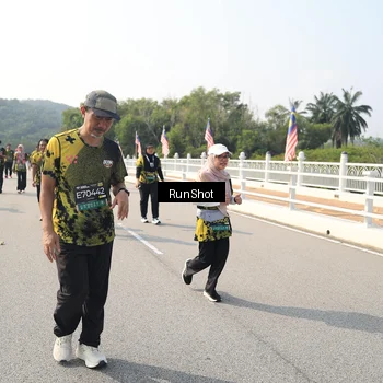 Runner Photo 6932929