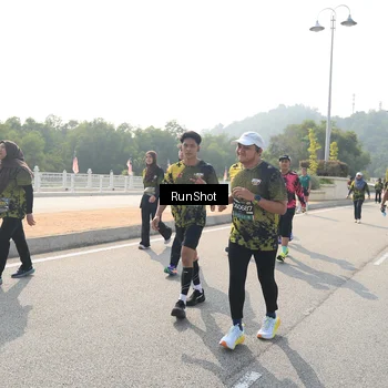 Runner Photo 6932942