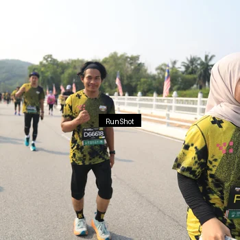 Runner Photo 6932960