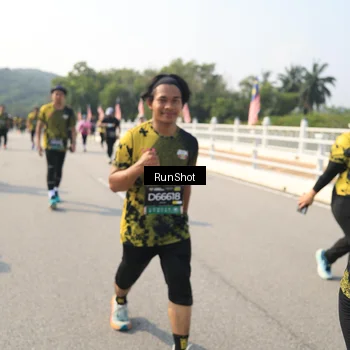 Runner Photo 6932966