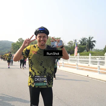 Runner Photo 6932979