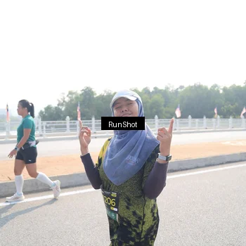 Runner Photo 6932998