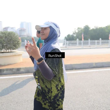 Runner Photo 6932999