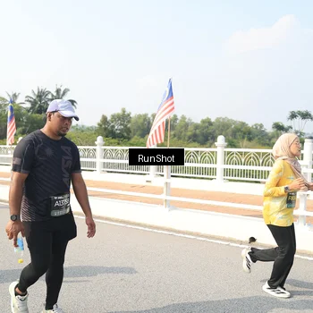 Runner Photo 6933009