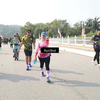 Runner Photo 6933015