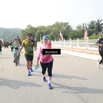 Runner Photo 6933016
