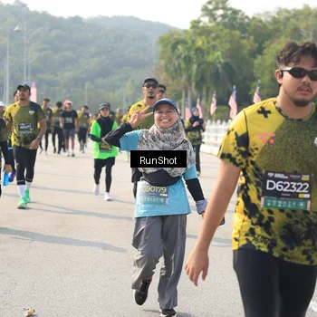 Runner Photo 6933021