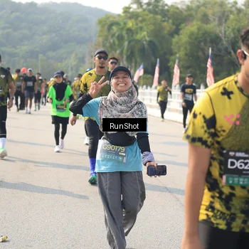 Runner Photo 6933026