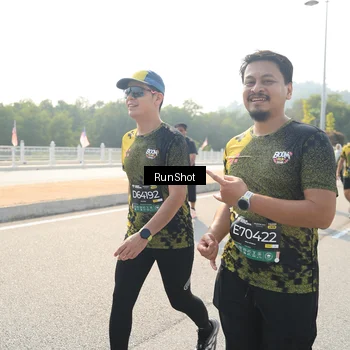 Runner Photo 6933037