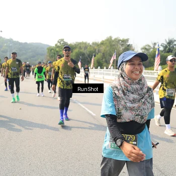 Runner Photo 6933045