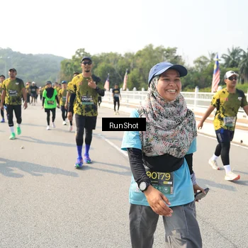 Runner Photo 6933046