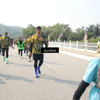 Runner Photo 6933049