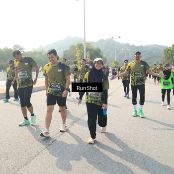 Runner Photo 6933053