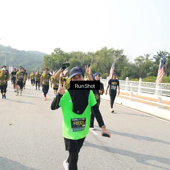 Runner Photo 6933076
