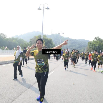 Runner Photo 6933078