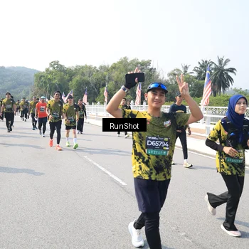 Runner Photo 6933081