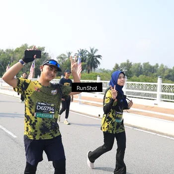 Runner Photo 6933096
