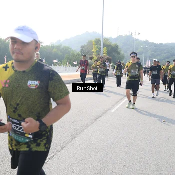 Runner Photo 6933102