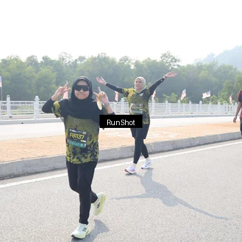 Runner Photo 6933108