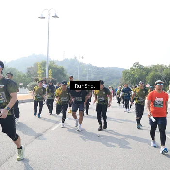 Runner Photo 6933117