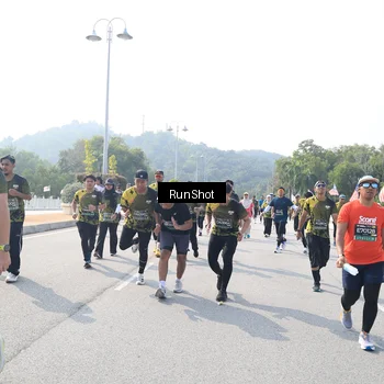 Runner Photo 6933120