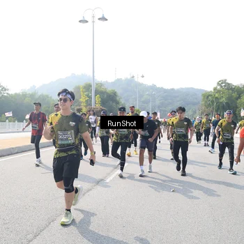 Runner Photo 6933121