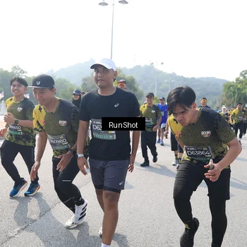 Runner Photo 6933139