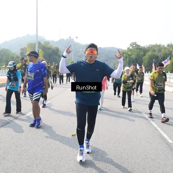 Runner Photo 6933168