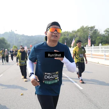 Runner Photo 6933174