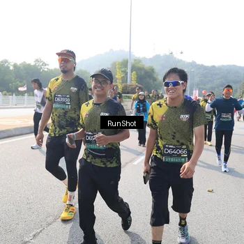 Runner Photo 6933175