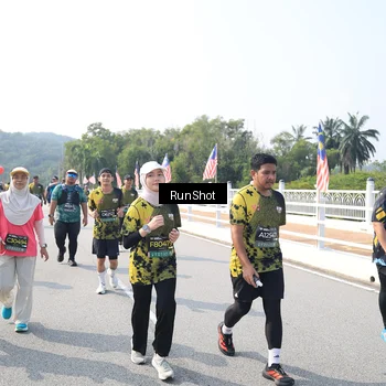 Runner Photo 6933185