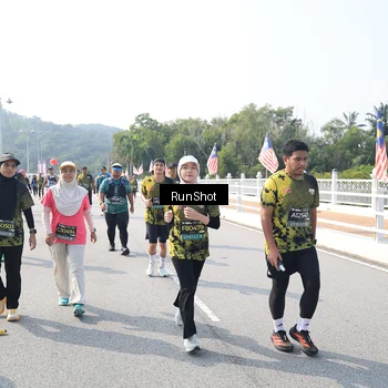 Runner Photo 6933210