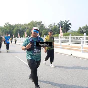 Runner Photo 6933220