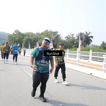 Runner Photo 6933221