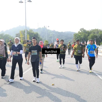 Runner Photo 6933235