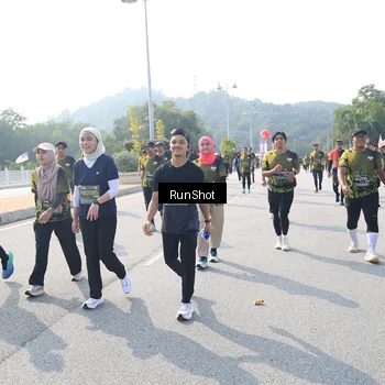 Runner Photo 6933239