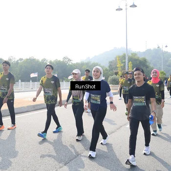 Runner Photo 6933240