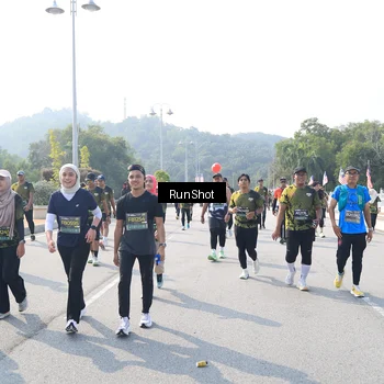 Runner Photo 6933241