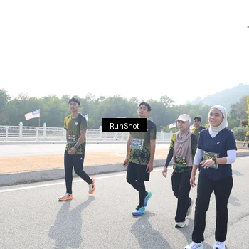 Runner Photo 6933242