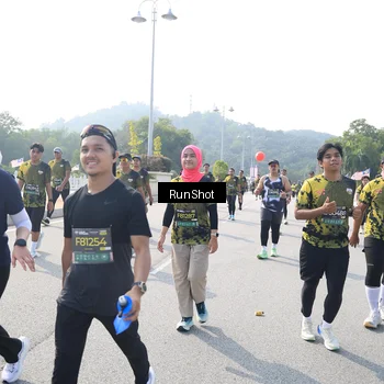 Runner Photo 6933251