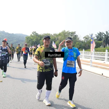 Runner Photo 6933260
