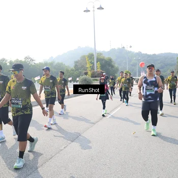 Runner Photo 6933270