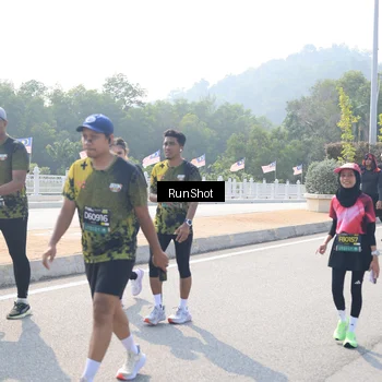 Runner Photo 6933273