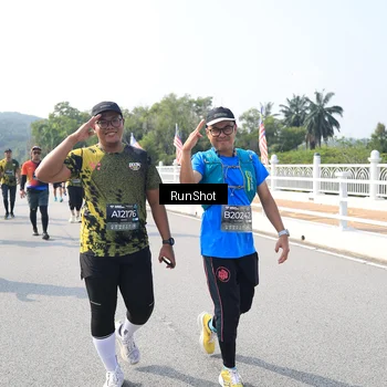 Runner Photo 6933278