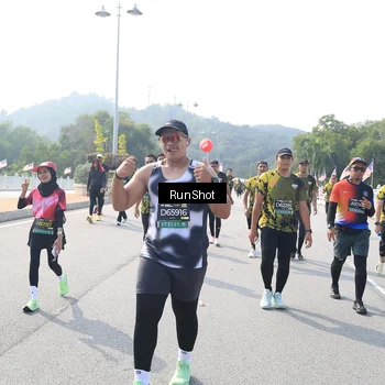 Runner Photo 6933281