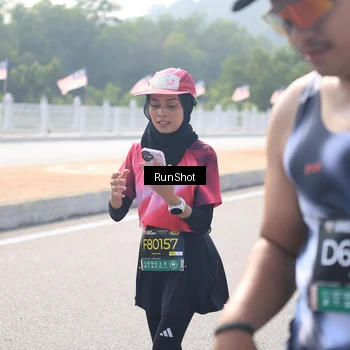 Runner Photo 6933292
