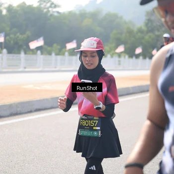 Runner Photo 6933295