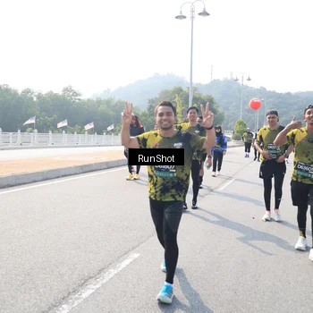 Runner Photo 6933302