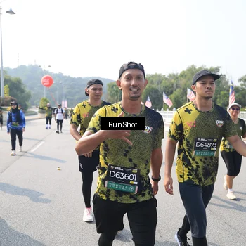 Runner Photo 6933318